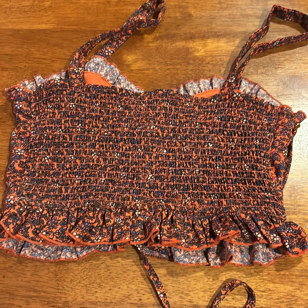 Crop top - Picture 4 of 5
